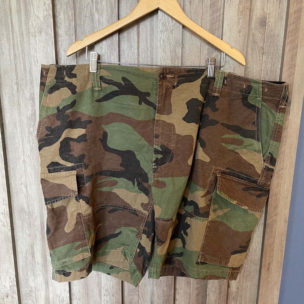 Polo Ralph Lauren camo cargo shorts size 46B